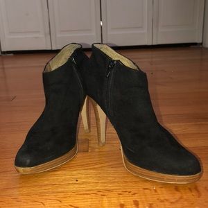 Black Charlotte Russe Heels